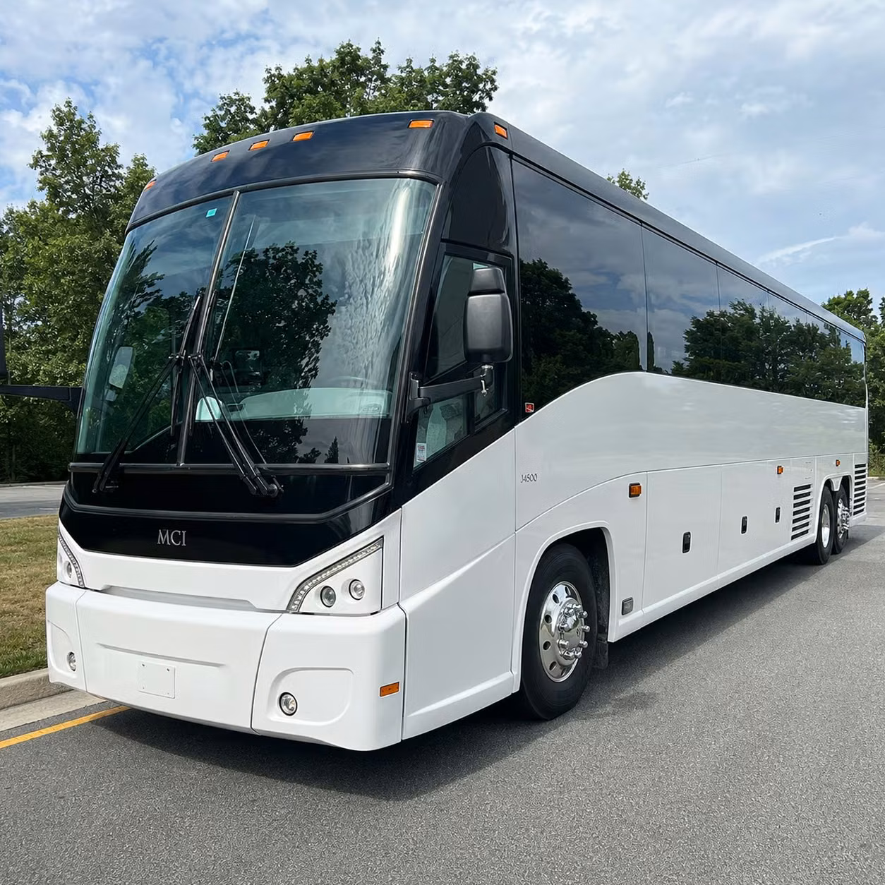 airport transfers and interagency travel from norwalk for government groups
