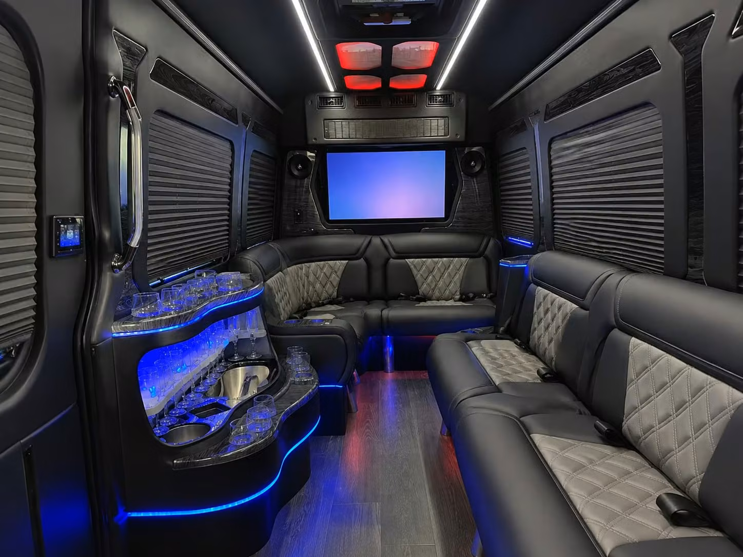 charterbusrentalnorwalkca com makes it possible to book norwalk group transportation for sports teams schools and corporate groups heading out of town