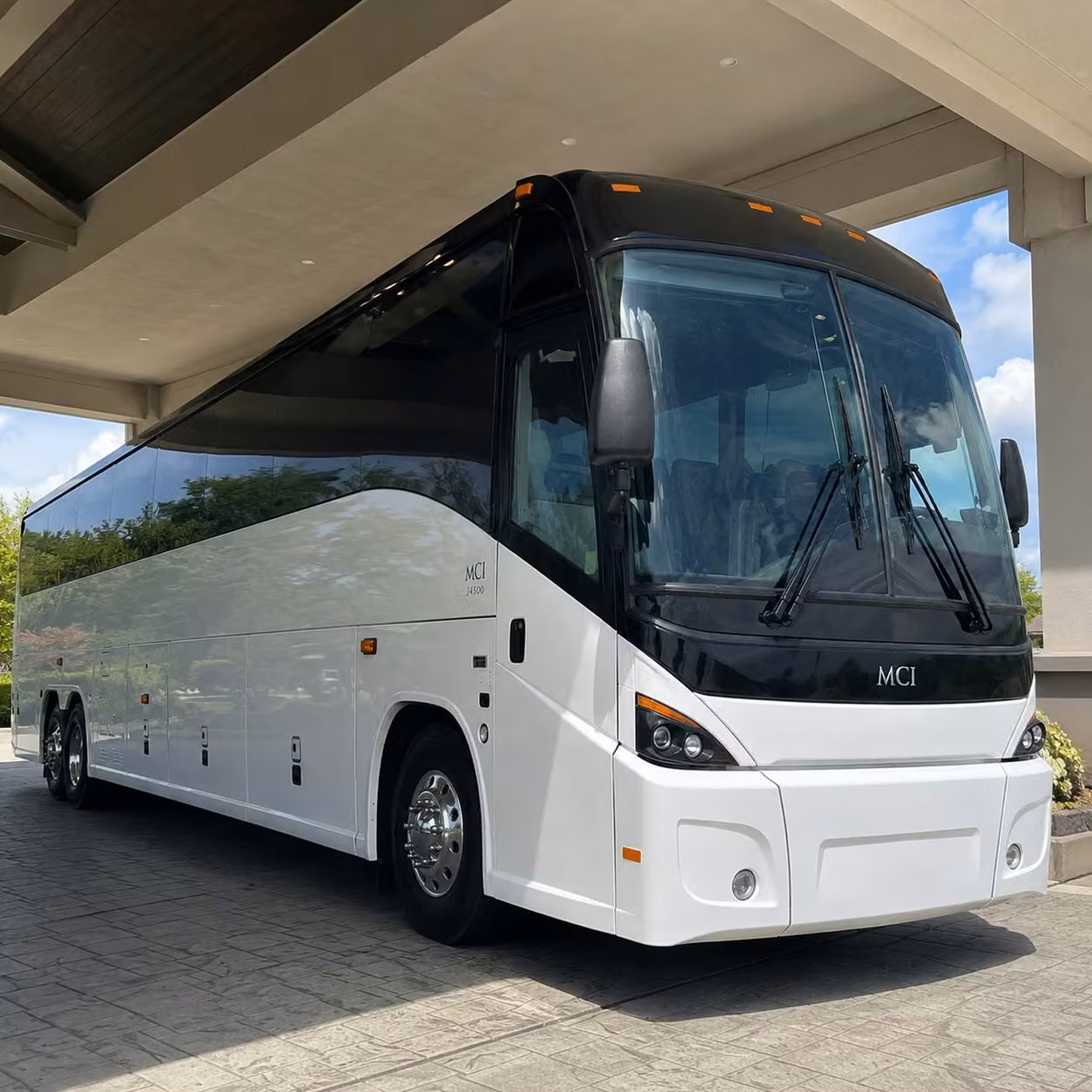 skip the i 5 and i 605 gridlock let a charter bus handle the drive from norwalk